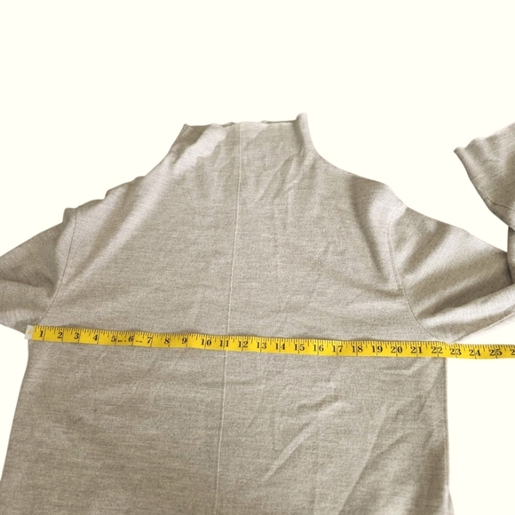 Rag & Bone Yan Wool Relaxed Fit Top in Oatmeal Size Medium NWOT - Picture 3 of 16